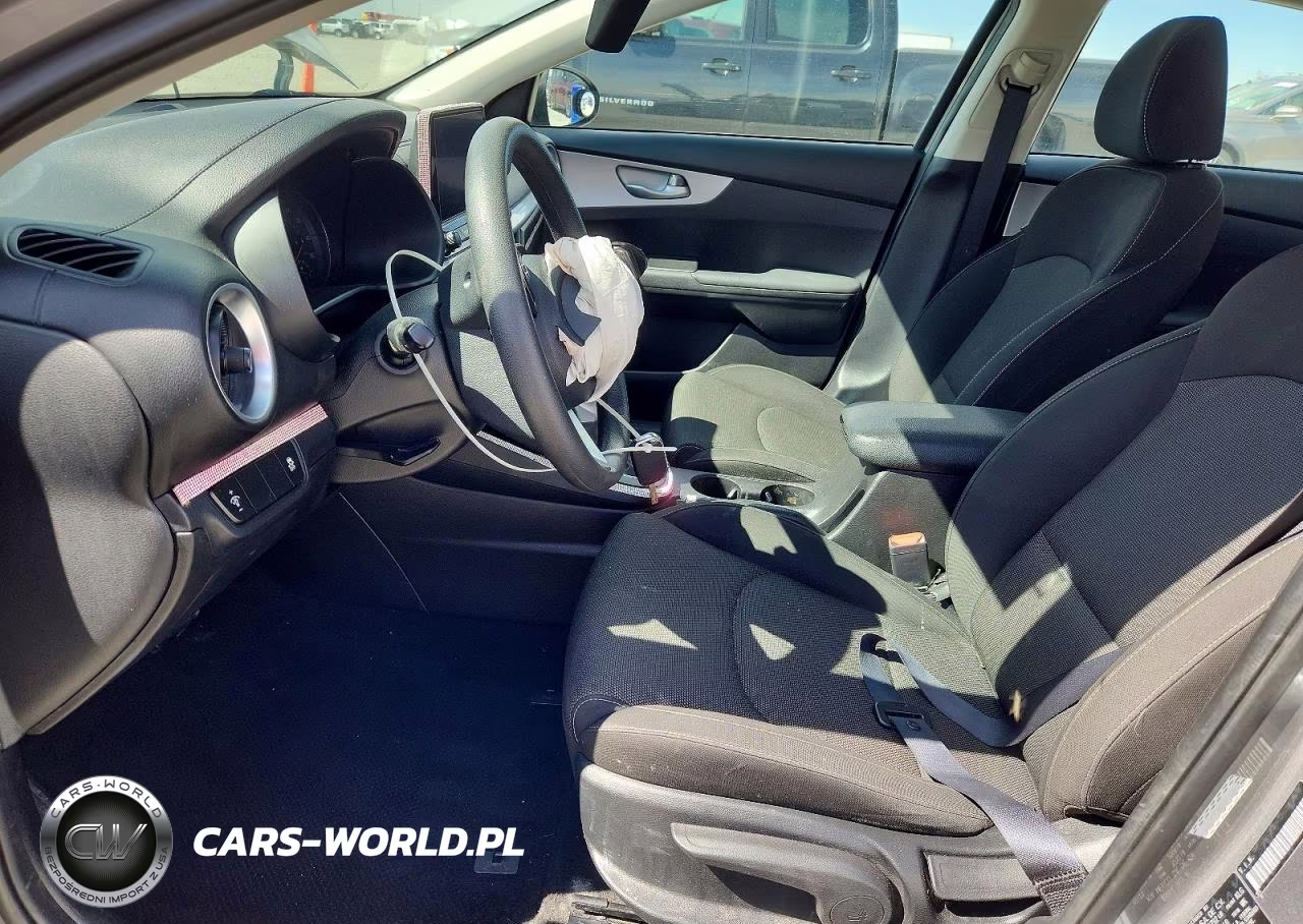 2023 Kia Forte Lxs VIN:3KPF24AD8PE665274 - 7