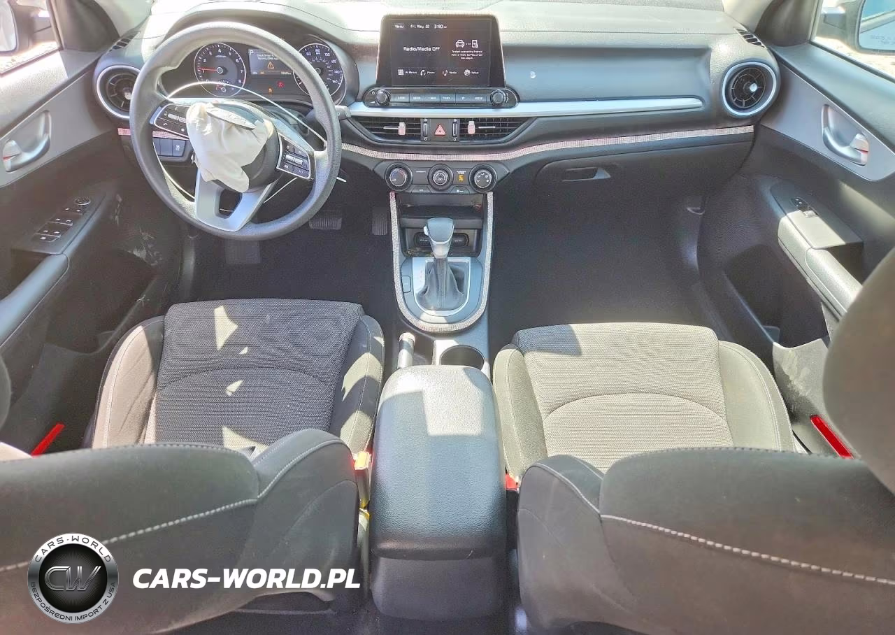 2023 Kia Forte Lxs VIN:3KPF24AD8PE665274 - 8