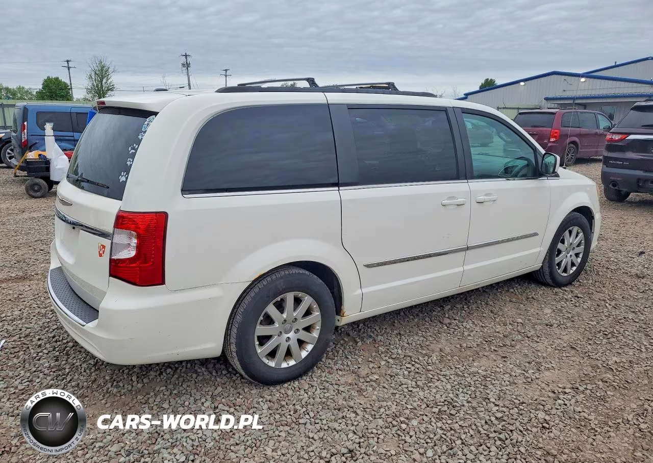 2013 Chrysler Town & Country Touring VIN:2C4RC1BG2DR787561 - 3