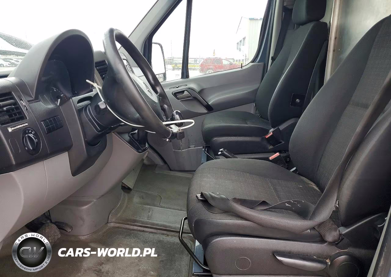 2018 Mercedes-Benz Sprinter 2500 VIN:WD3PE7CD5JP644328 - 7