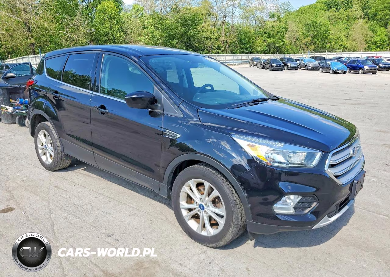 2019 Ford Escape Se VIN:1FMCU9GDXKUC49072 - 4
