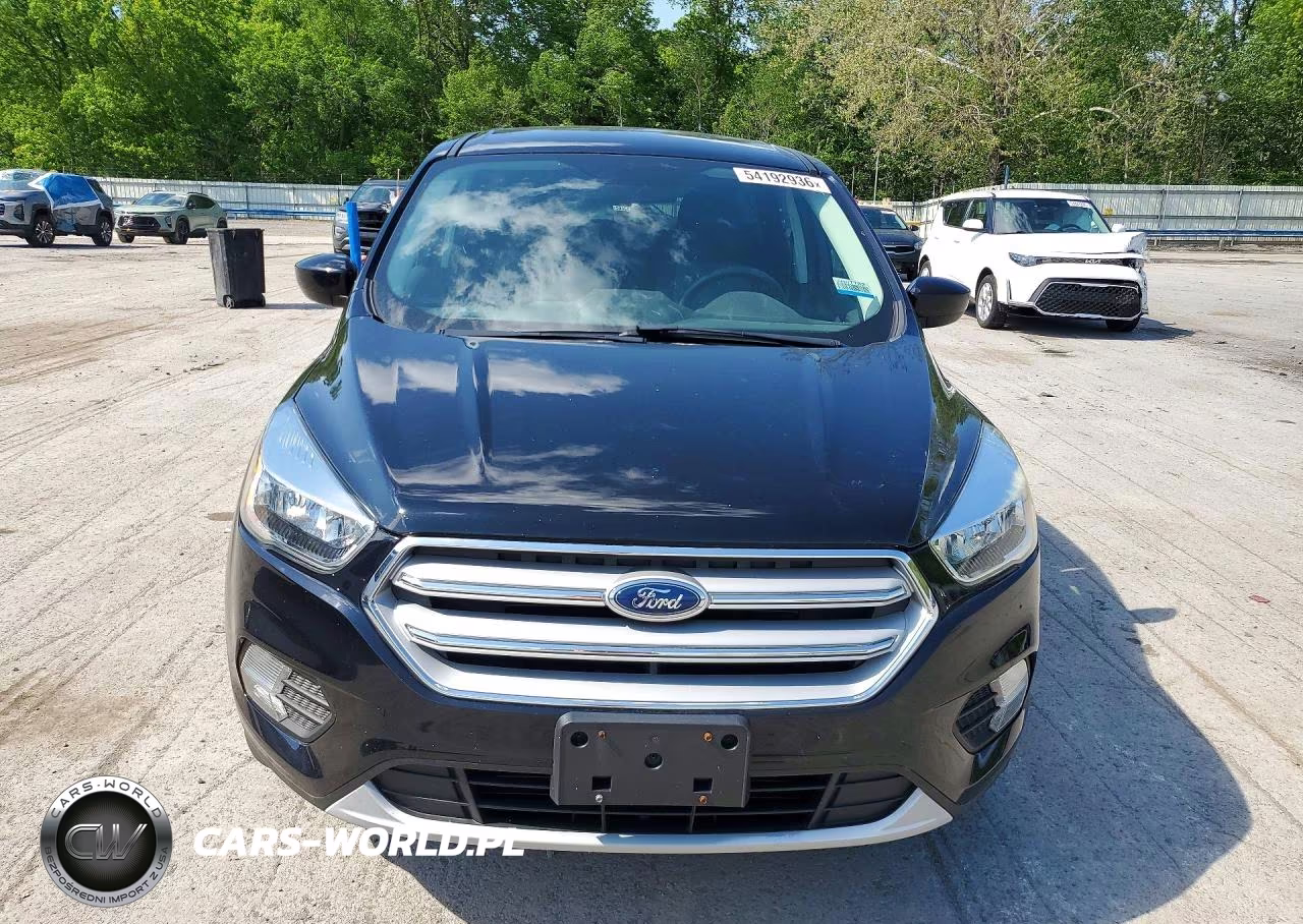 2019 Ford Escape Se VIN:1FMCU9GDXKUC49072 - 5