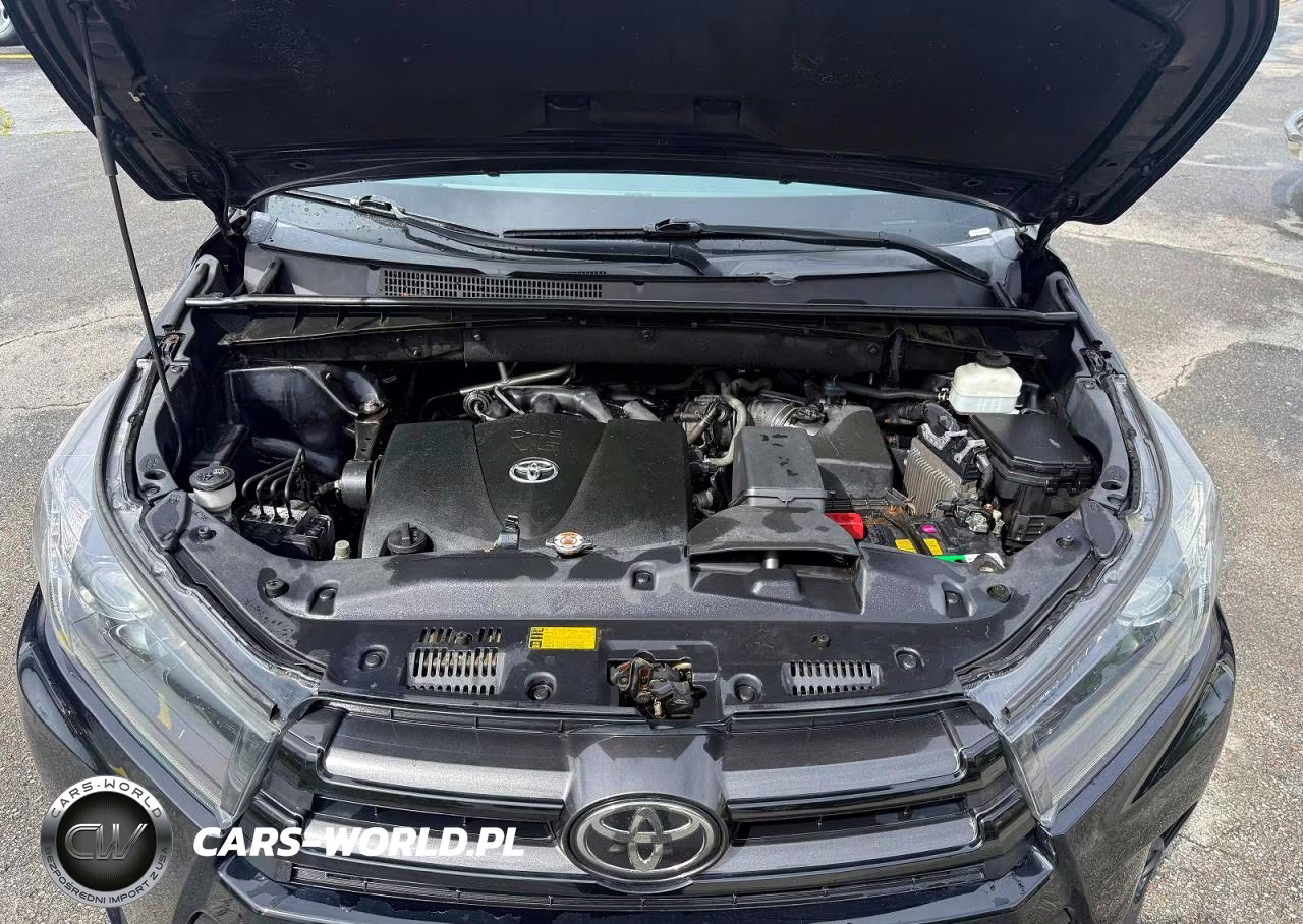 2019 Toyota Highlander Se VIN:5TDJZRFH1KS936530 - 10
