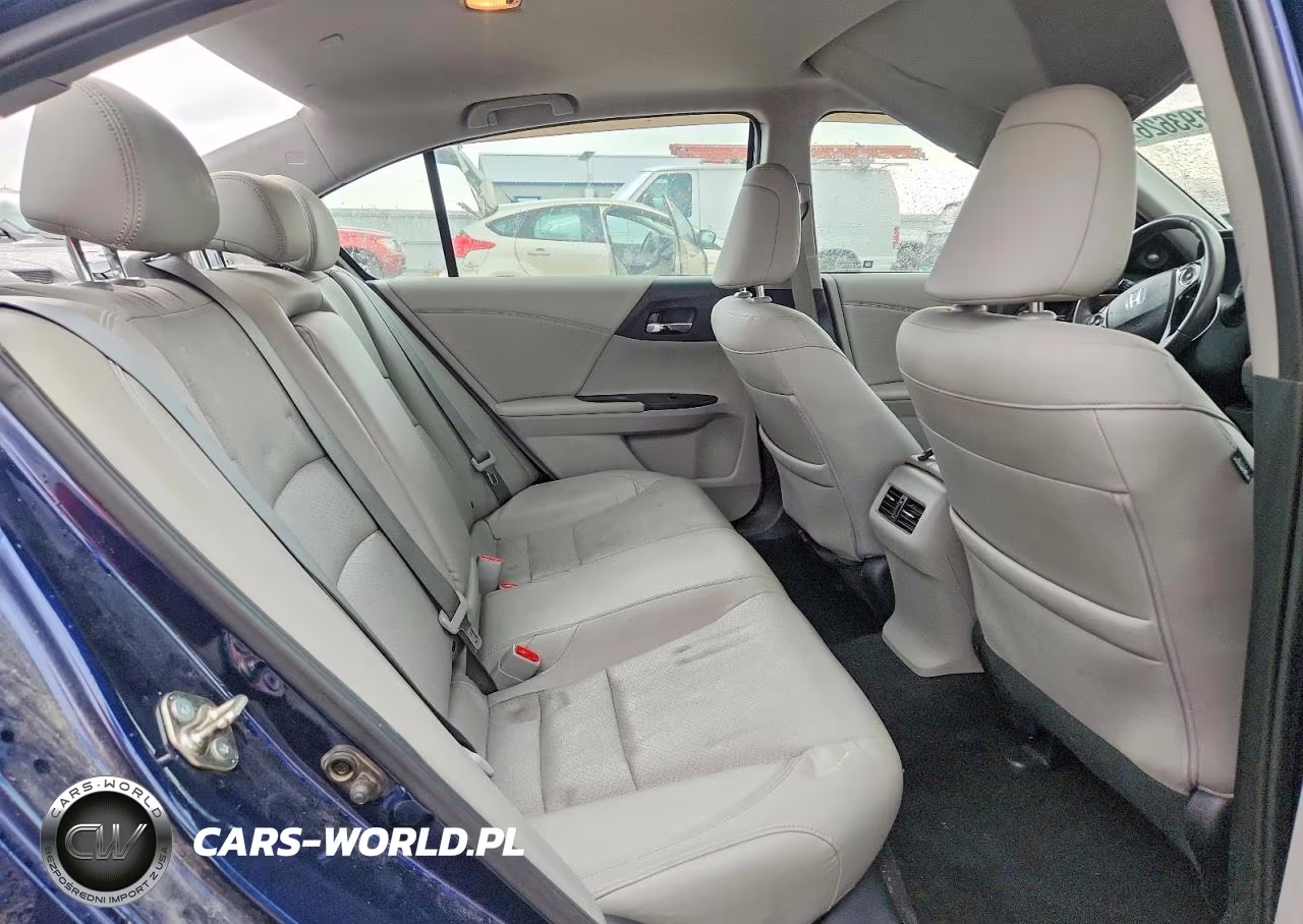 2017 Honda Accord VIN:1HGCR2F88HA182727 - 10