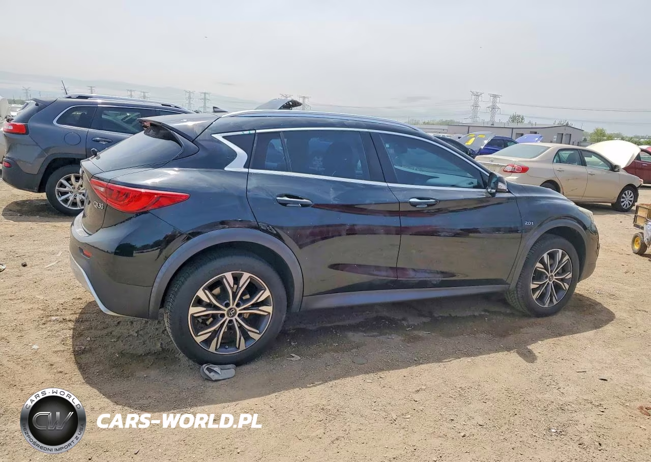 2017 Infiniti Qx30 Premium VIN:SJKCH5CR0HA022855 - 3