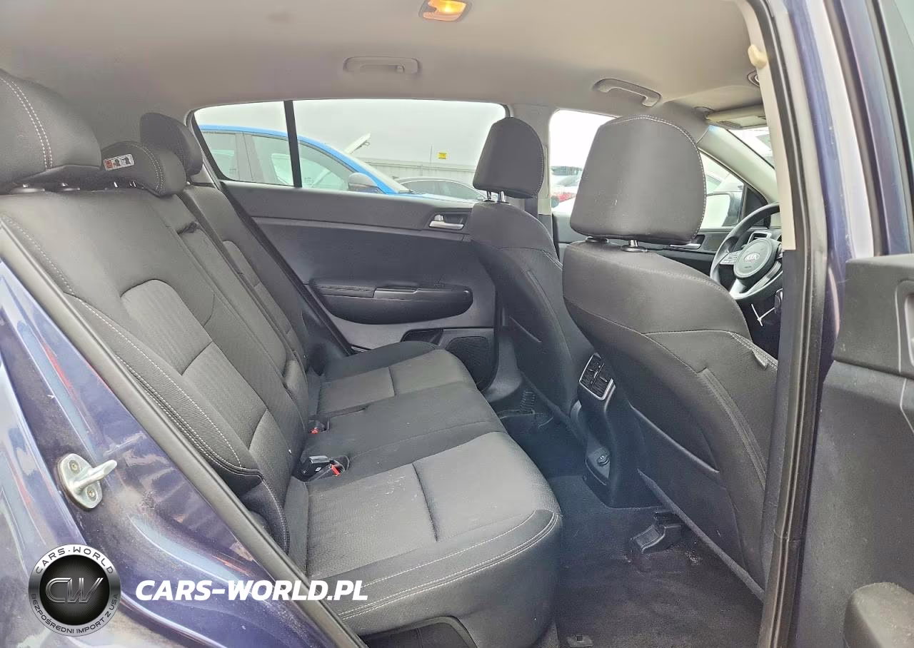 2020 Kia Sportage Lx VIN:KNDPM3AC4L7644223 - 10