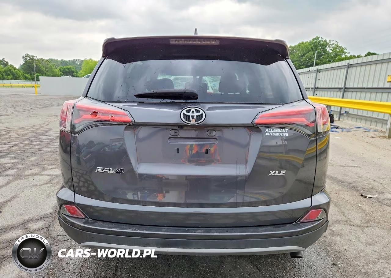 2018 Toyota Rav4 Xle VIN:2T3WFREV2JW477446 - 6
