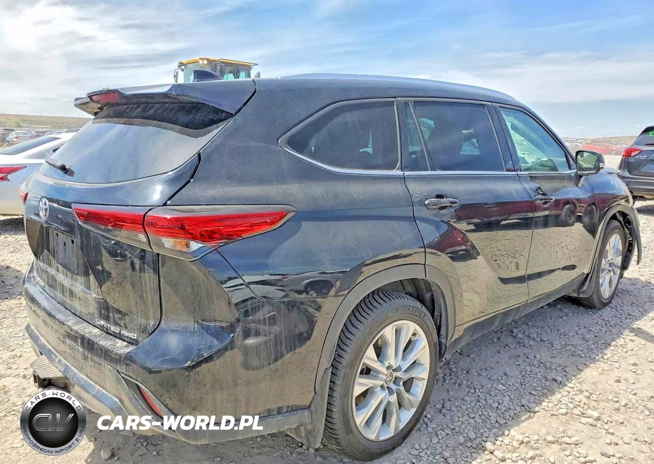 2021 Toyota Highlander Limited VIN:5TDDZRBH8MS556509 - 3
