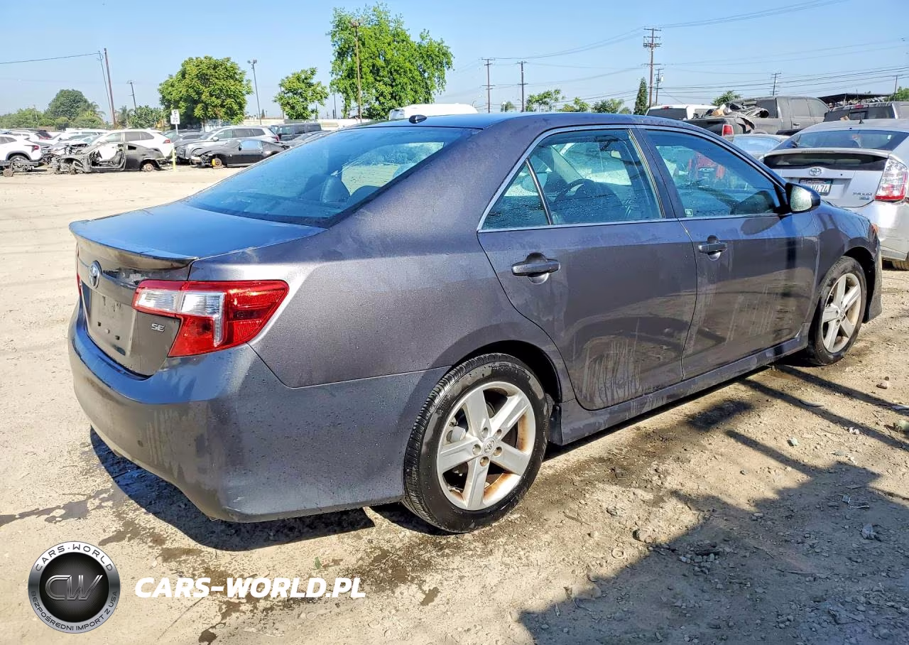 2013 Toyota Camry Se VIN:4T1BF1FK0DU712184 - 3