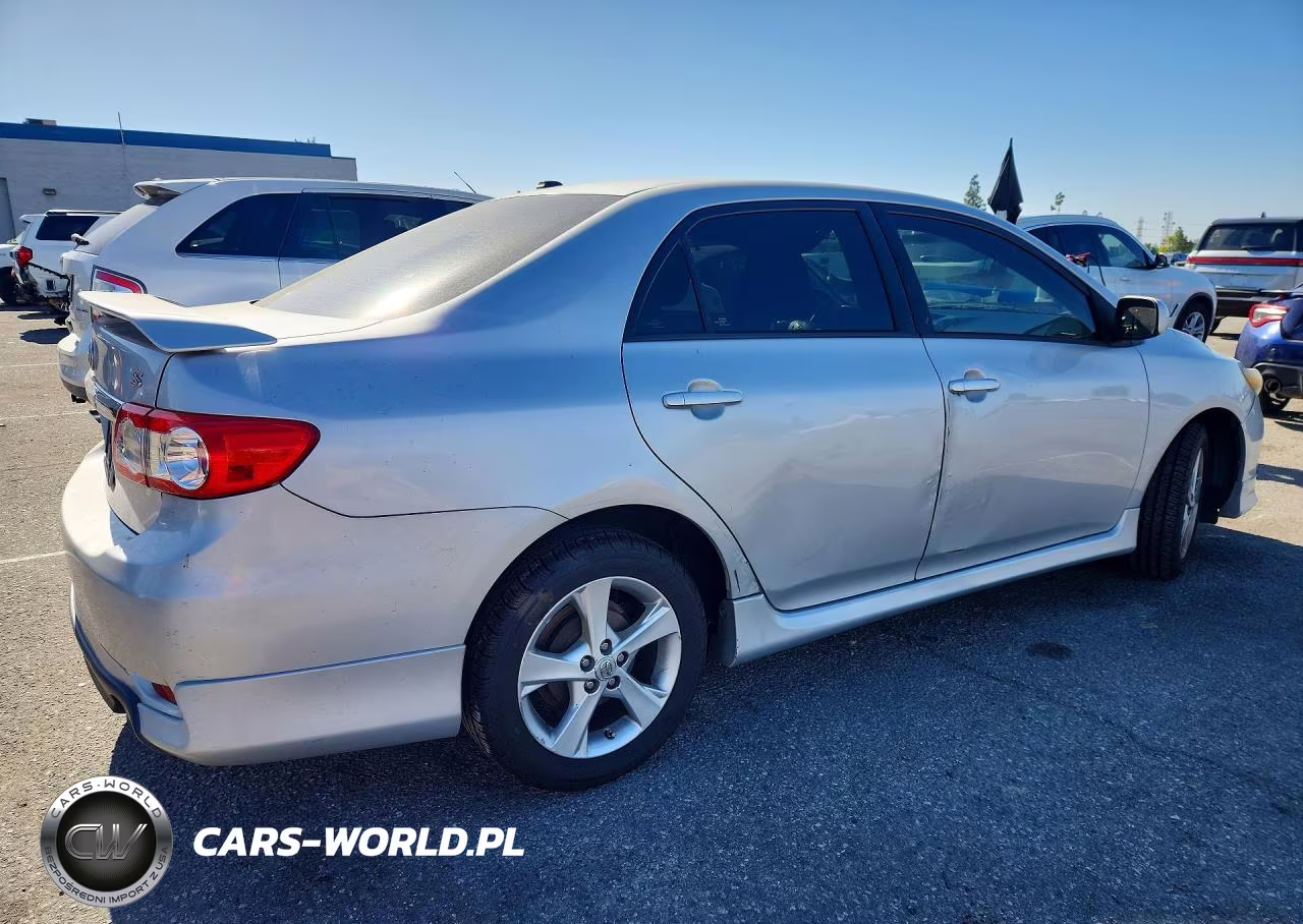 2012 Toyota Corolla S VIN:2T1BU4EE6CC871374 - 3