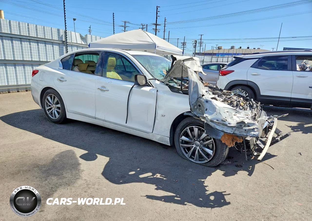 2014 Infiniti Q50 Base VIN:JN1BV7AP3EM677609 - 4