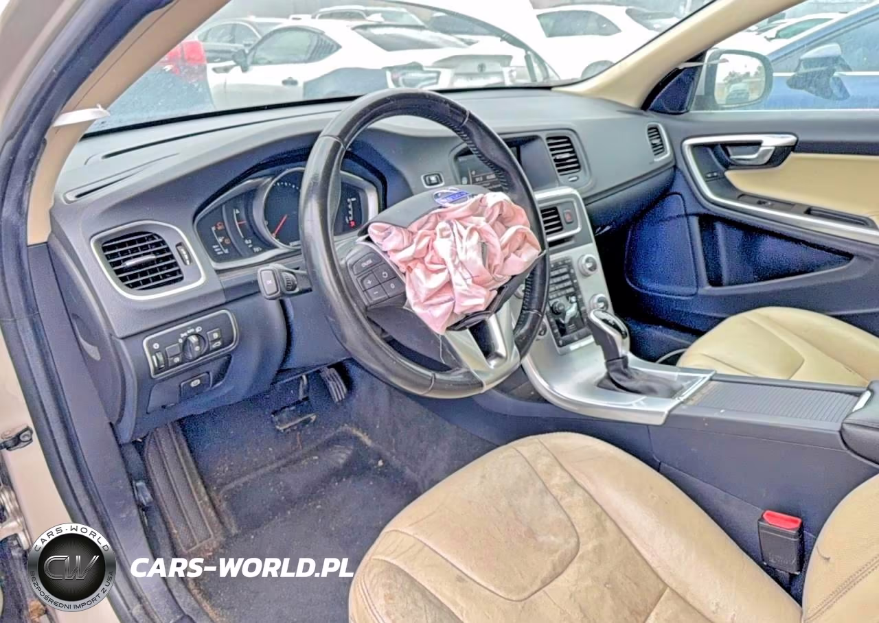 2017 Volvo V60 T5 Premier VIN:YV140MEK7H1373054 - 9