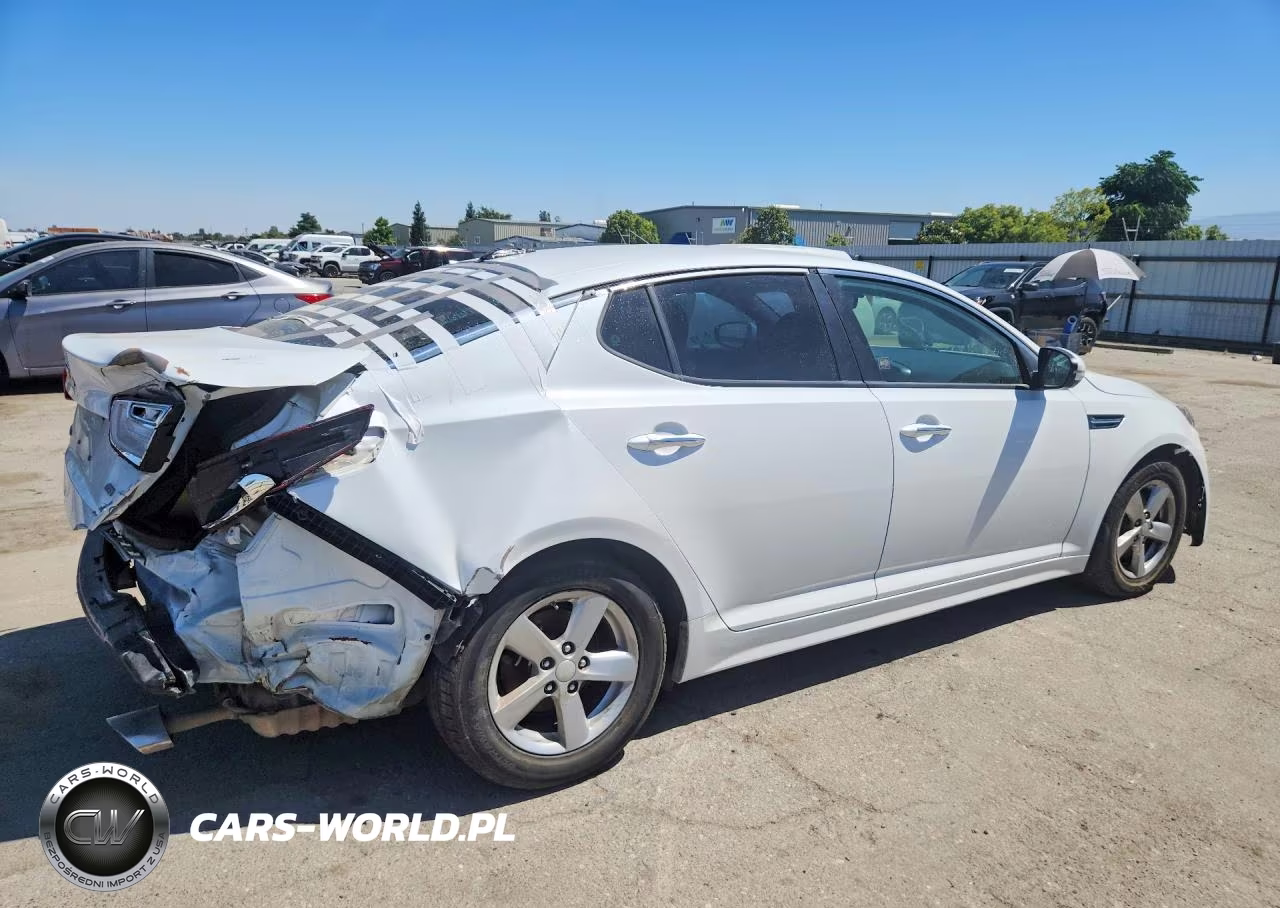2015 Kia Optima Lx VIN:5XXGM4A77FG489624 - 3