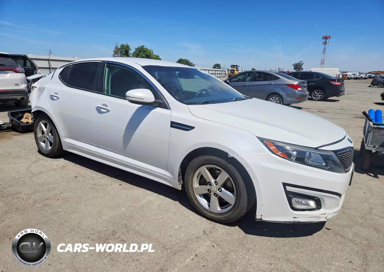 2015 Kia Optima Lx VIN:5XXGM4A77FG489624 - 4