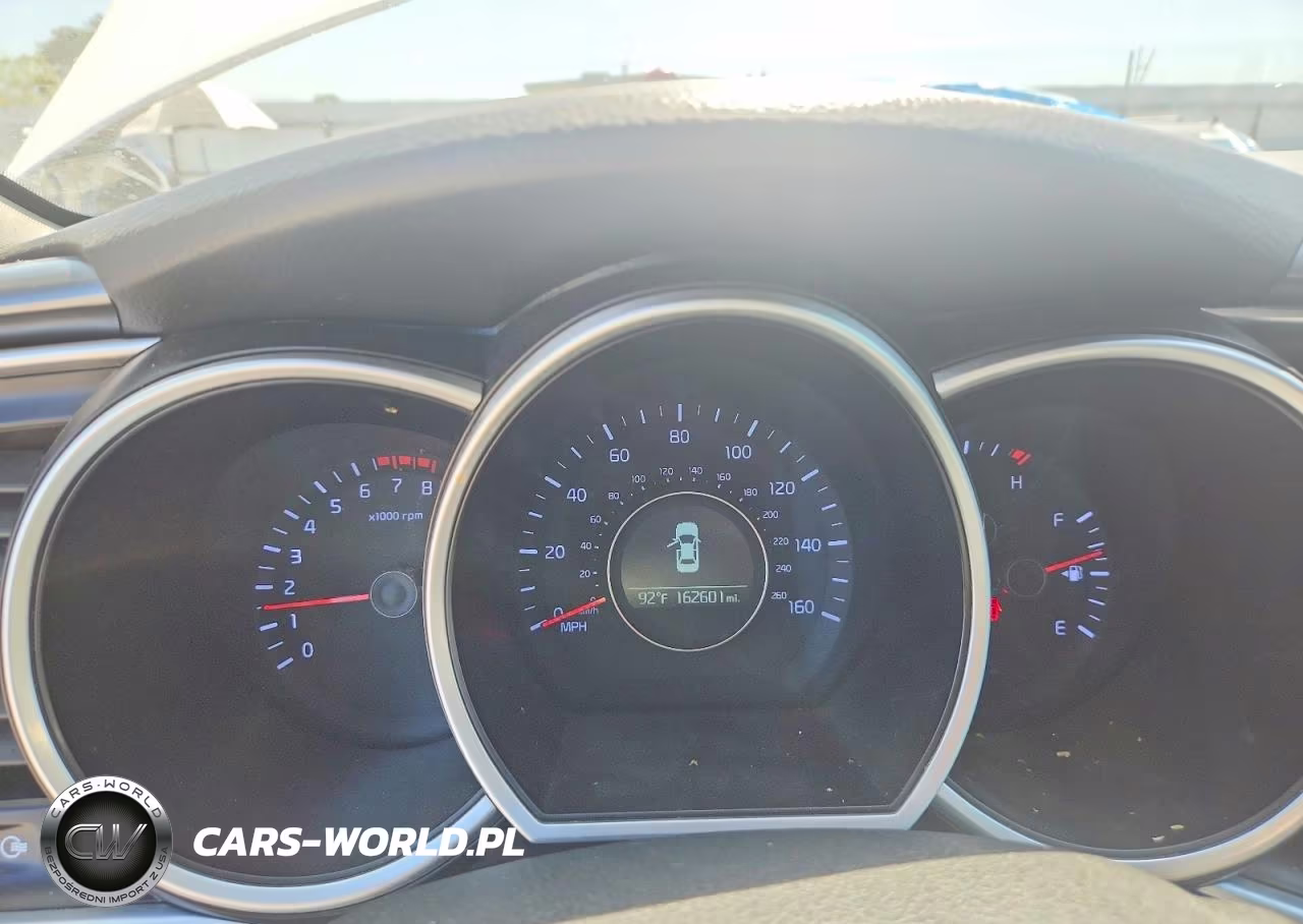 2015 Kia Optima Lx VIN:5XXGM4A77FG489624 - 9