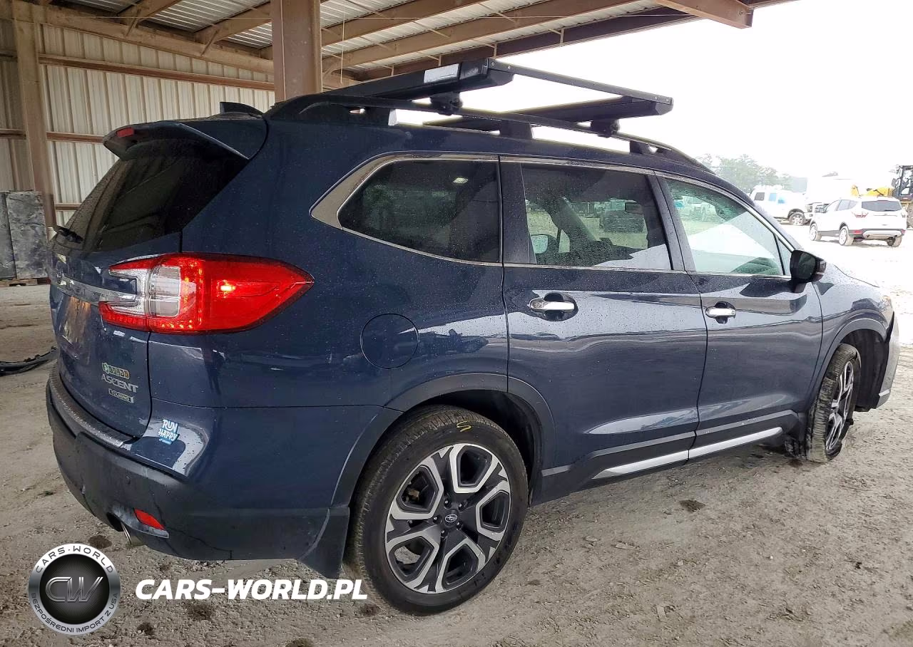 2025 Subaru Ascent Touring VIN:4S4WMAUD1S3400938 - 3