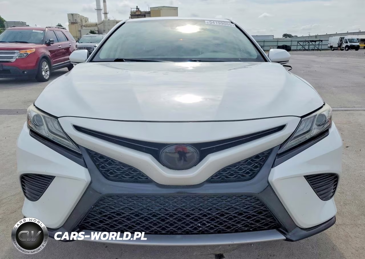 2019 Toyota Camry Xse VIN:4T1B61HK5KU756031 - 5