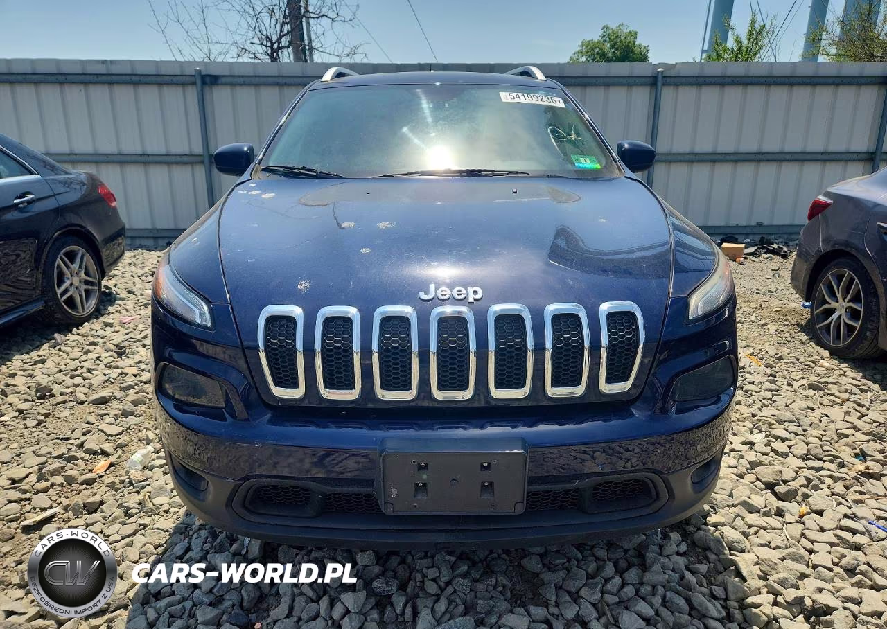 2015 Jeep Cherokee Latitude VIN:1C4PJMCS4FW571528 - 5