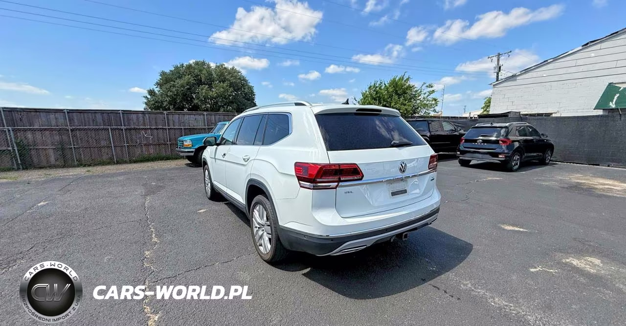 2019 Volkswagen Atlas Sel Premium VIN:1V2NR2CA3KC521144 - 3