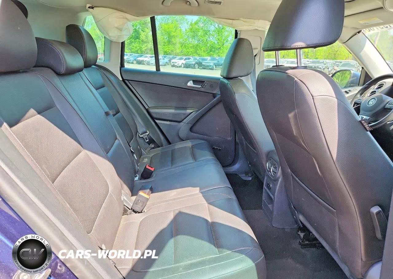 2015 Volkswagen Tiguan S VIN:WVGBV7AX0FW611288 - 11