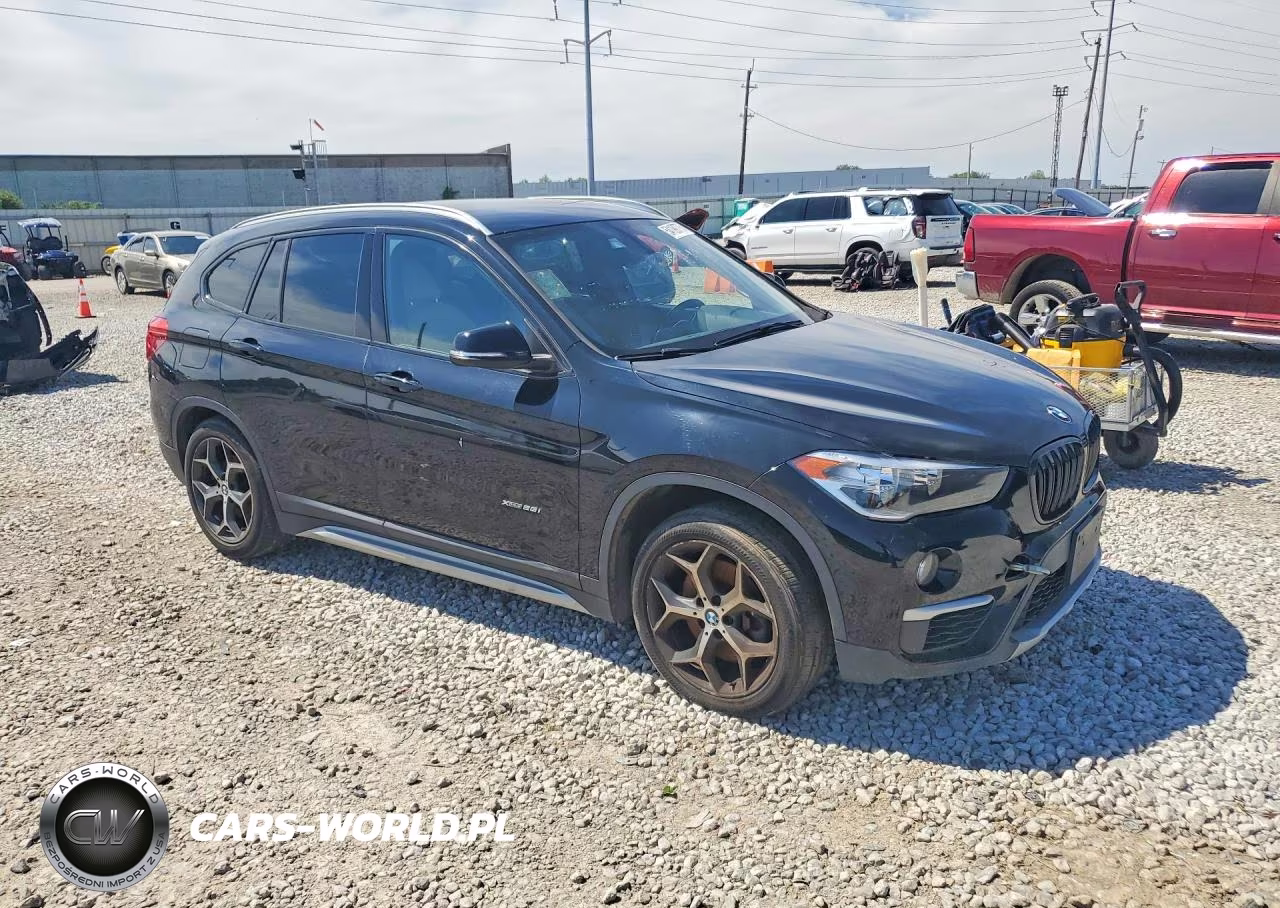 2018 BMW X1 xDrive28I VIN:WBXHT3C33J5K29491 - 4