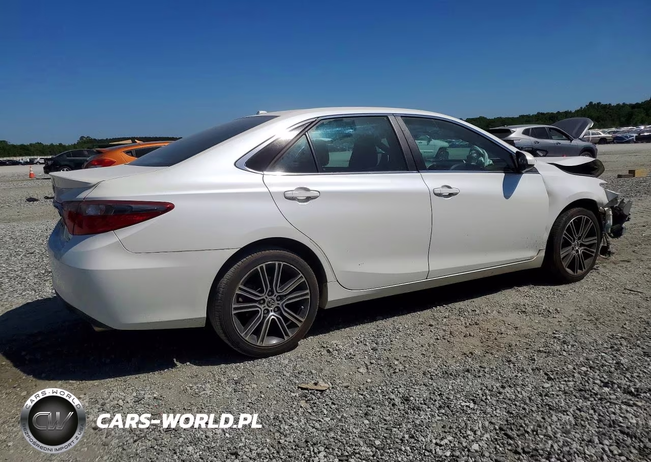 2016 Toyota Camry Special Edition VIN:4T1BF1FK1GU162059 - 3