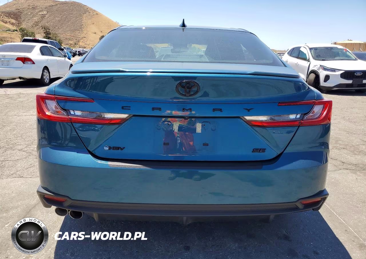 2025 Toyota Camry Se VIN:4T1DAACKXSU586439 - 6