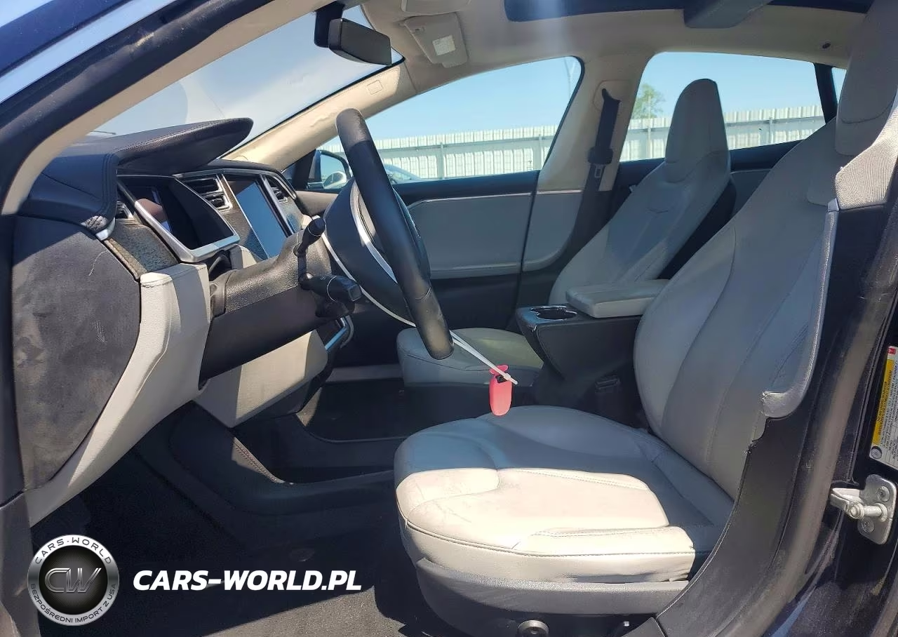 2013 Tesla Model S VIN:5YJSA1AG2DFP12122 - 7