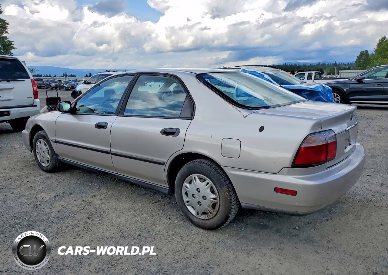 1996 Honda Accord Dx VIN:1HGCD5526TA079215 - 2