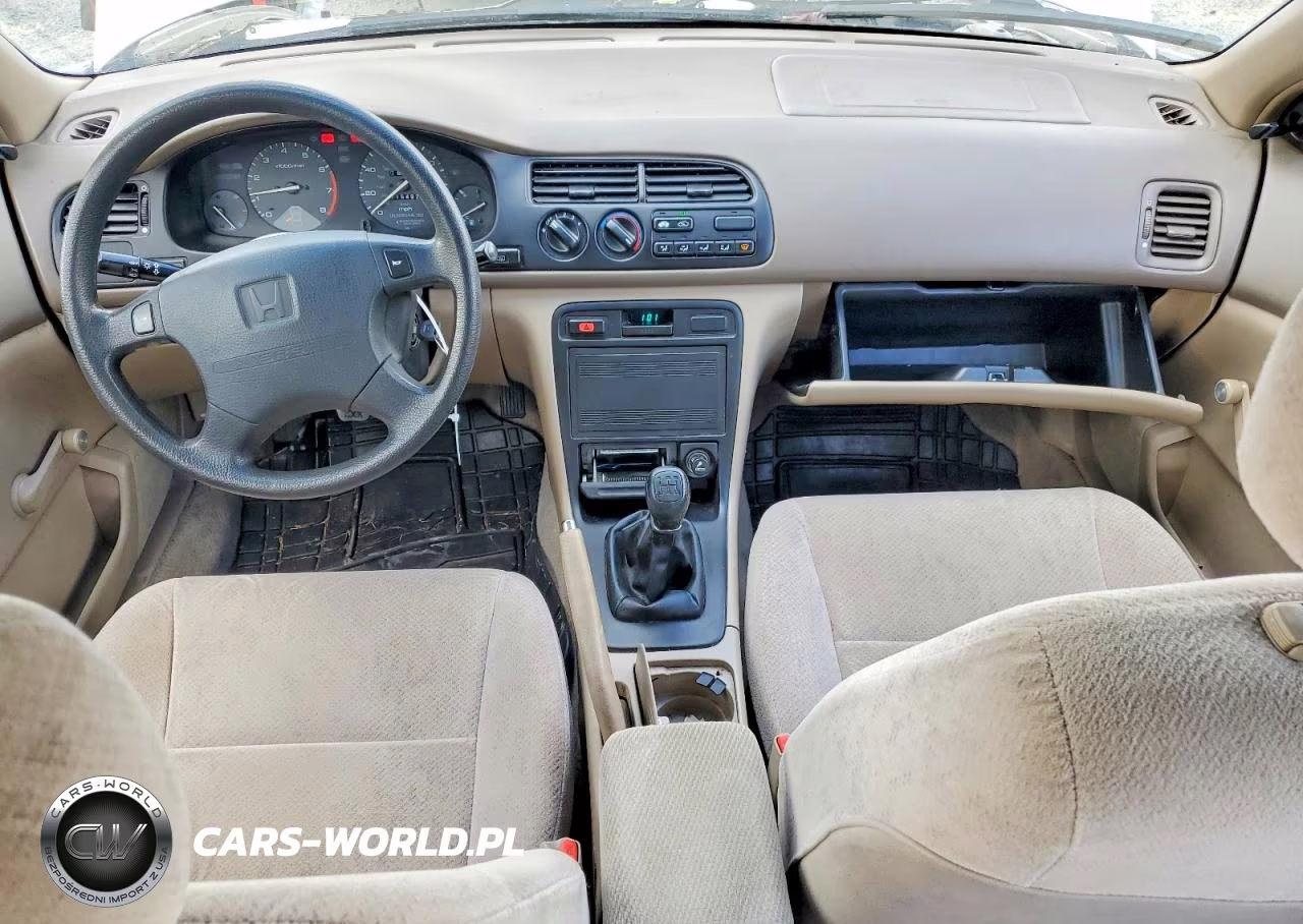 1996 Honda Accord Dx VIN:1HGCD5526TA079215 - 8