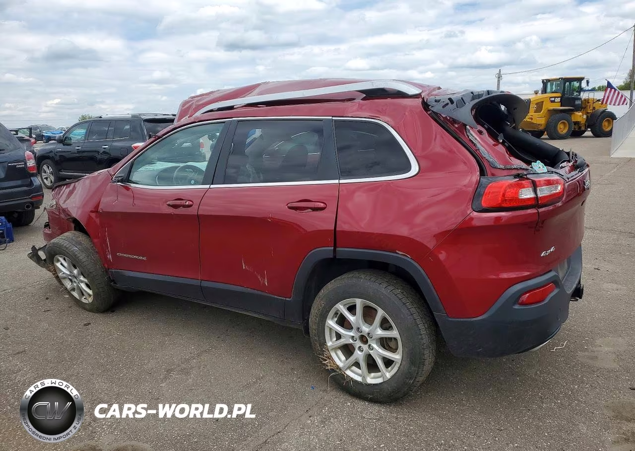 2016 Jeep Cherokee Latitude VIN:1C4PJMCS1GW215703 - 2