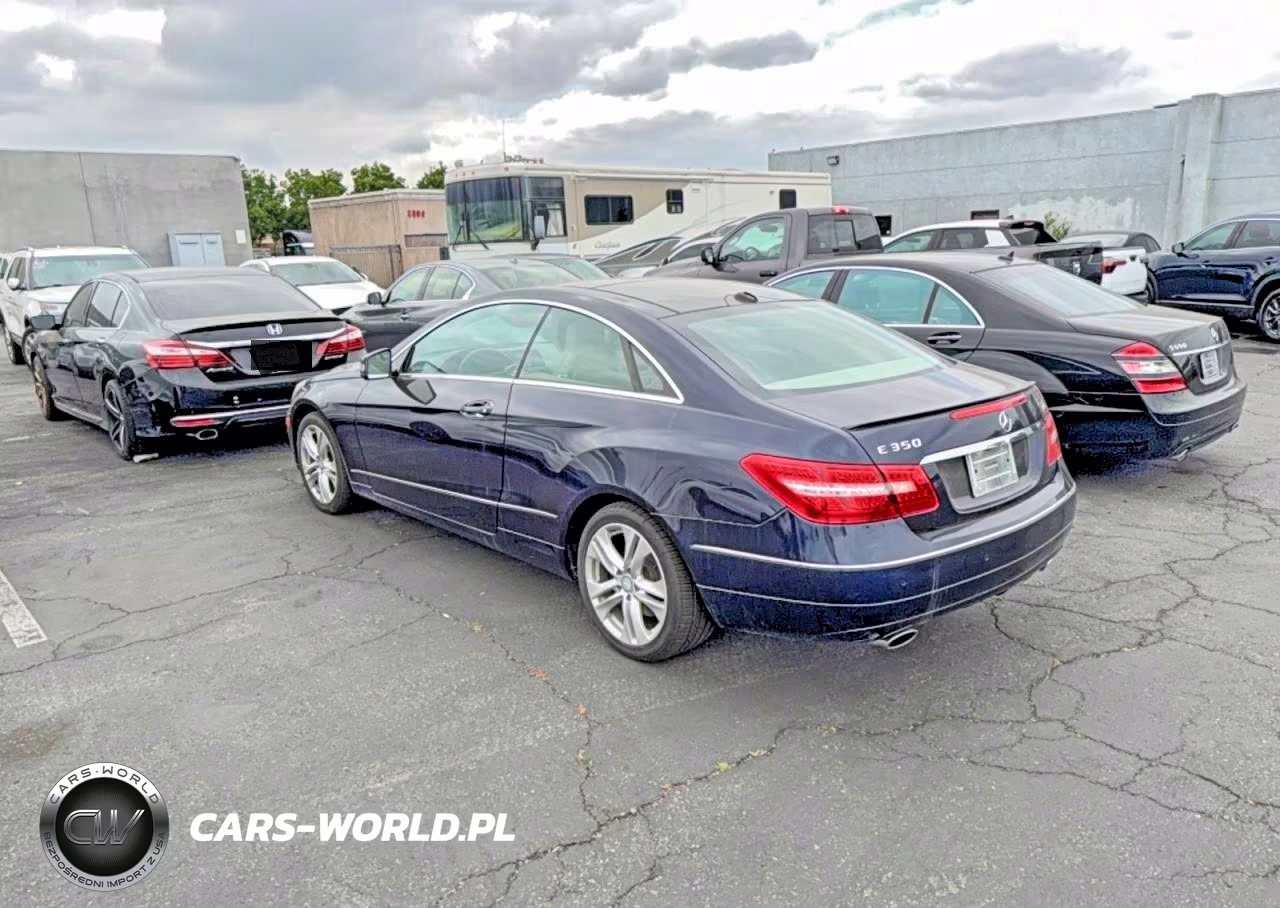 2011 Mercedes-Benz E 350 VIN:WDDKJ5GB1BF093708 - 3