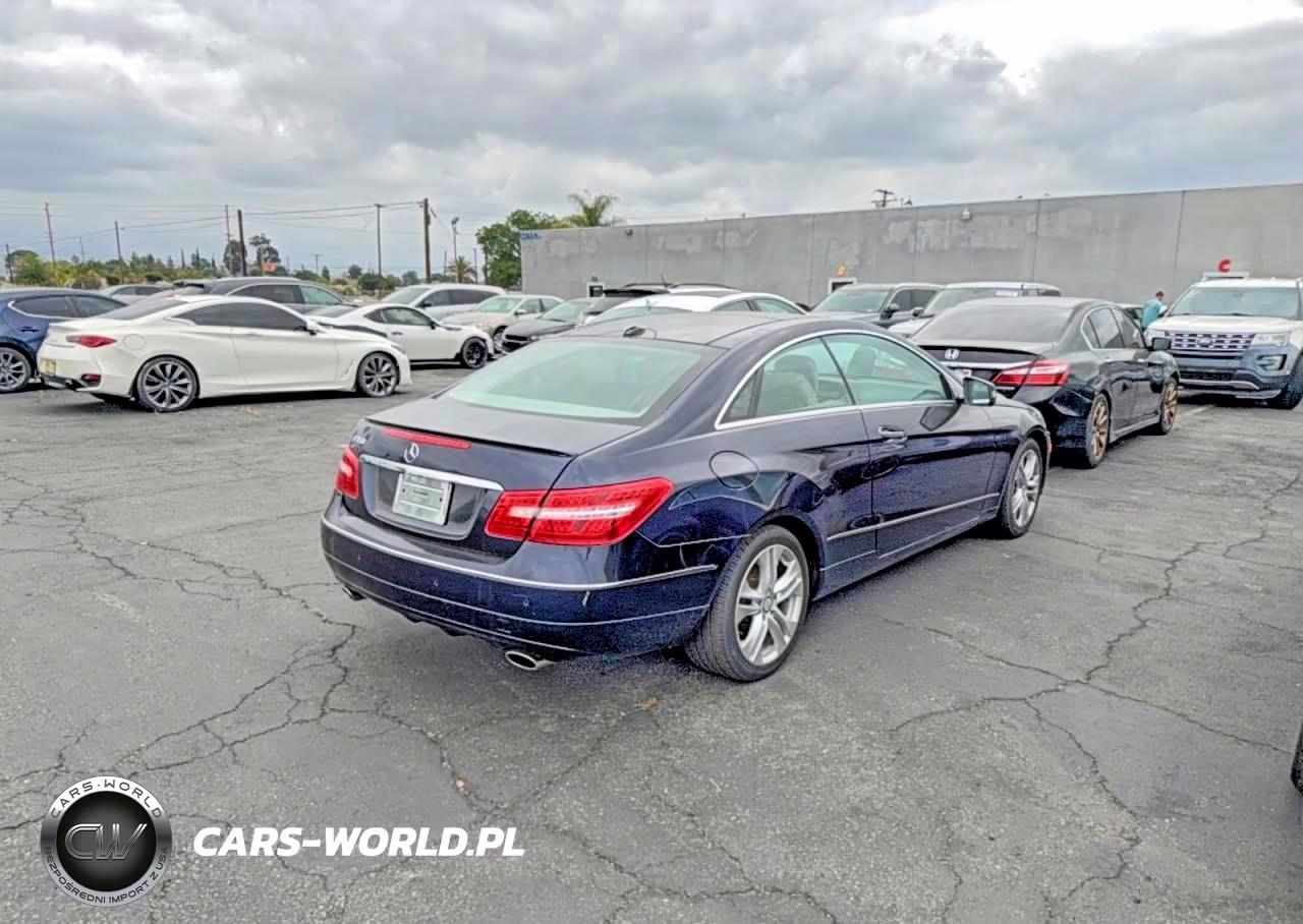 2011 Mercedes-Benz E 350 VIN:WDDKJ5GB1BF093708 - 4
