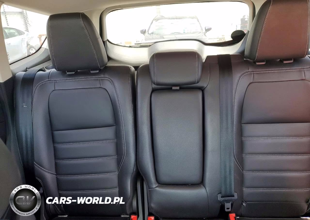 2017 Ford Escape Titanium VIN:1FMCU9J92HUE86989 - 10