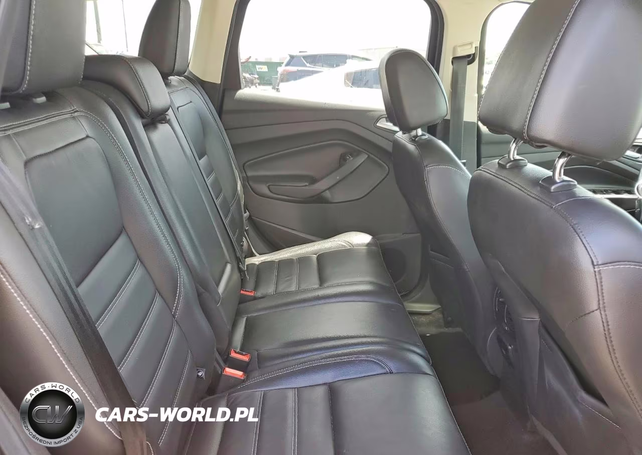 2017 Ford Escape Titanium VIN:1FMCU9J92HUE86989 - 11