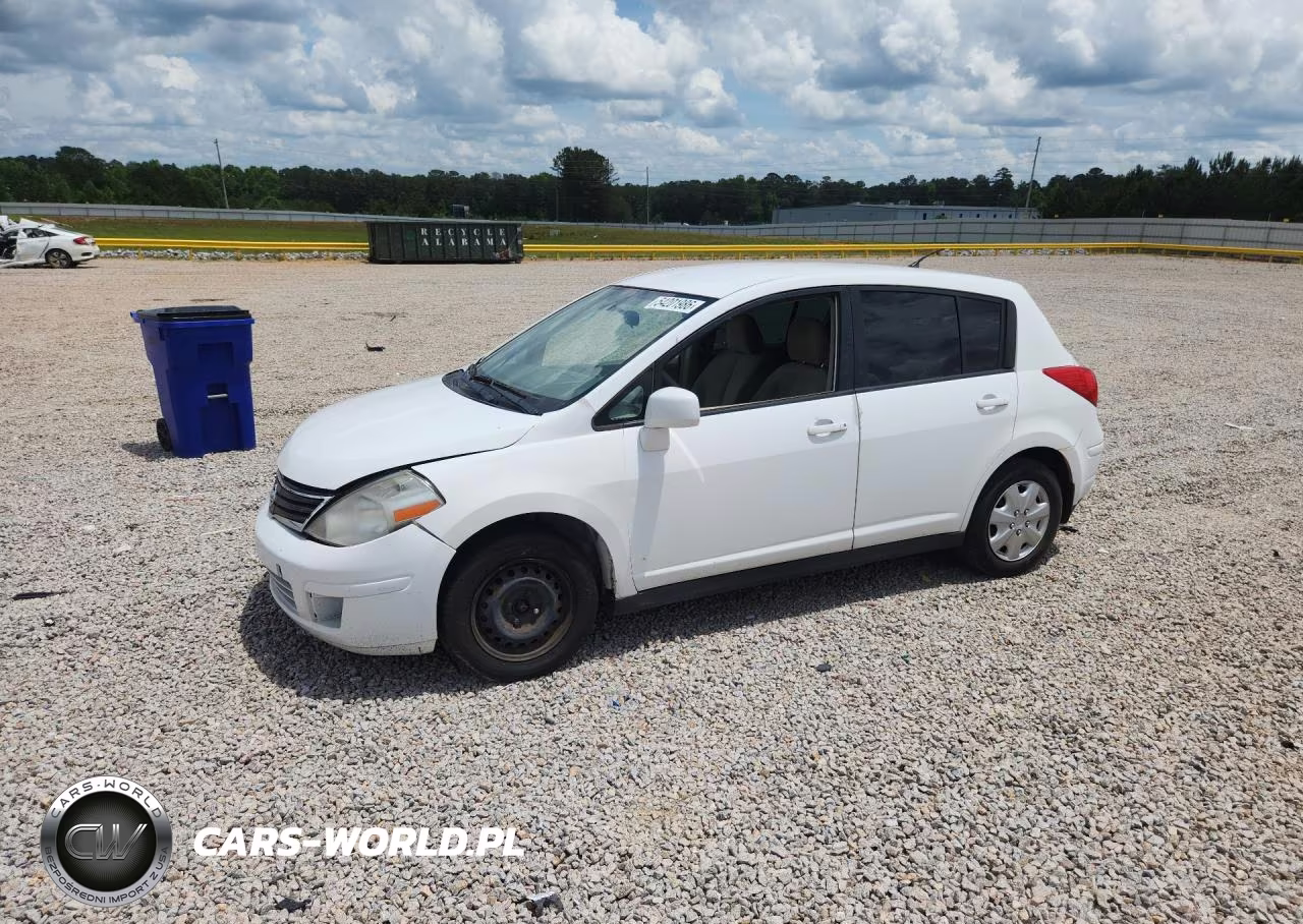2012 Nissan Versa 1.8 S – zdjęcie 1 z 12