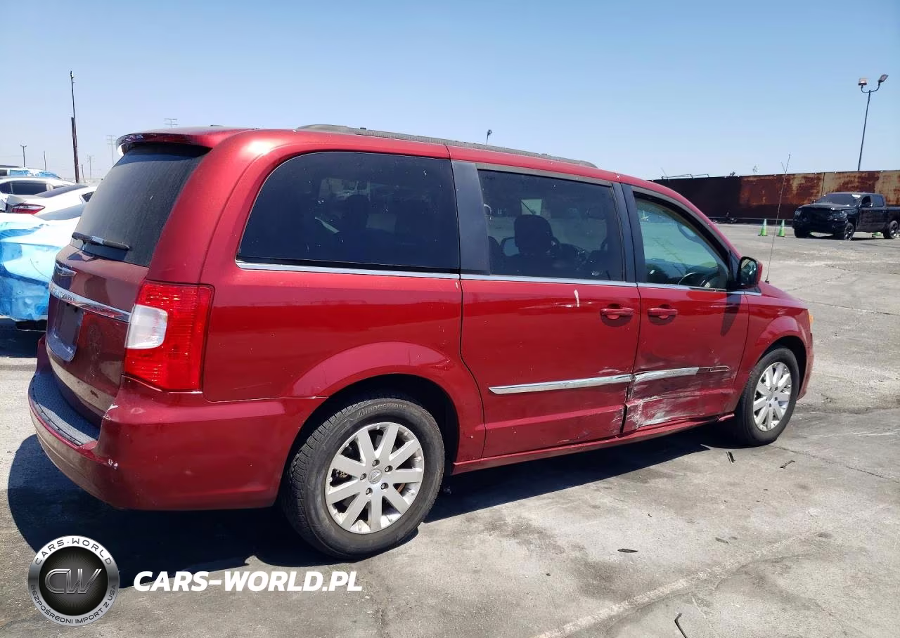 2016 Chrysler Town & Country Touring VIN:2C4RC1BG2GR252721 - 3
