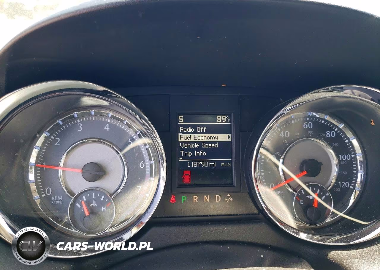 2016 Chrysler Town & Country Touring VIN:2C4RC1BG2GR252721 - 9