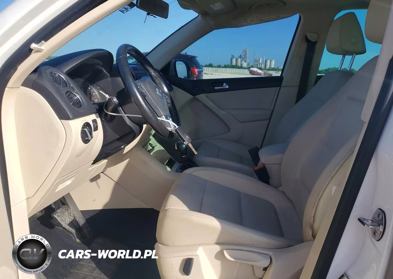 2013 Volkswagen Tiguan S VIN:WVGAV3AX9DW573447 - 7