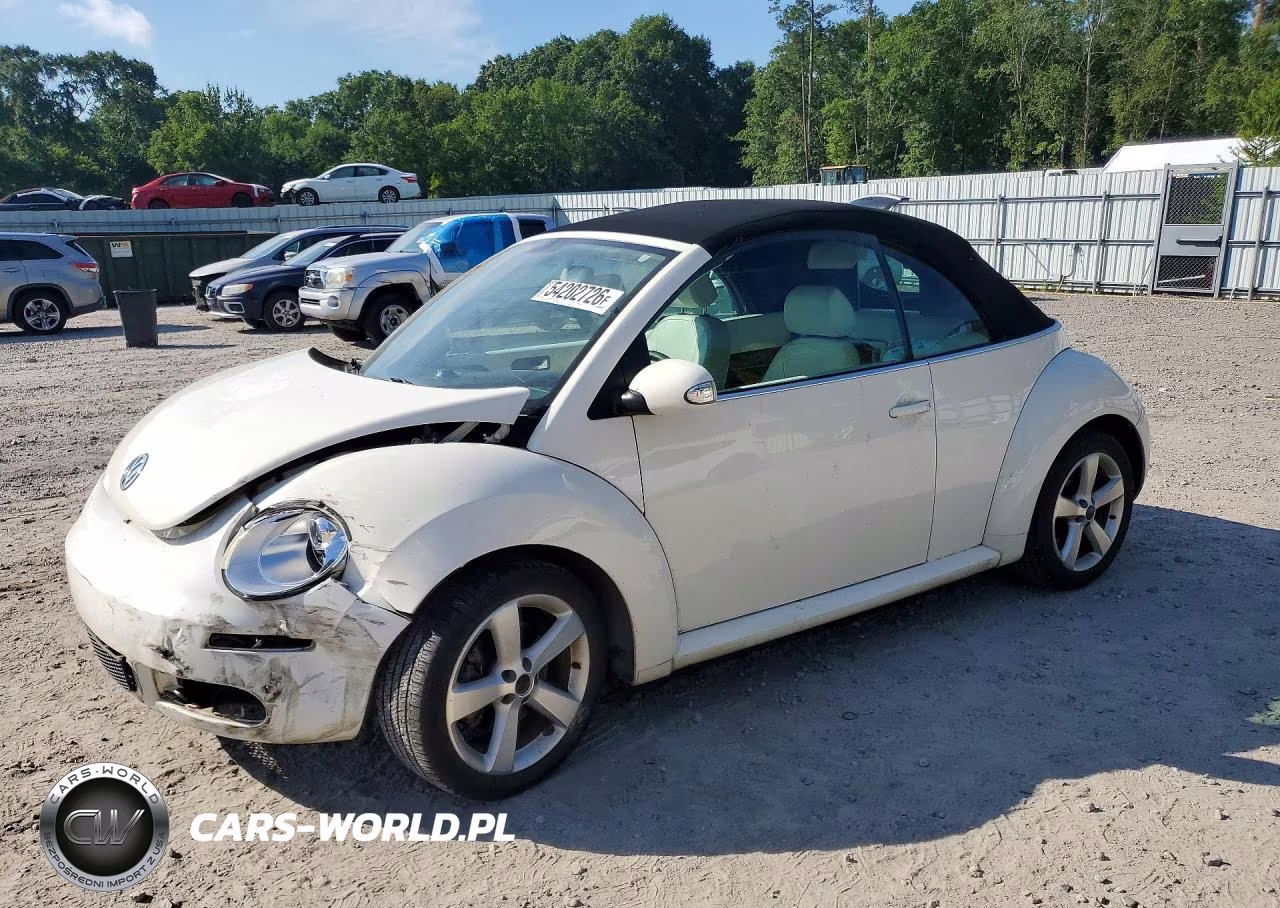 2007 Volkswagen New Beetle Triple White