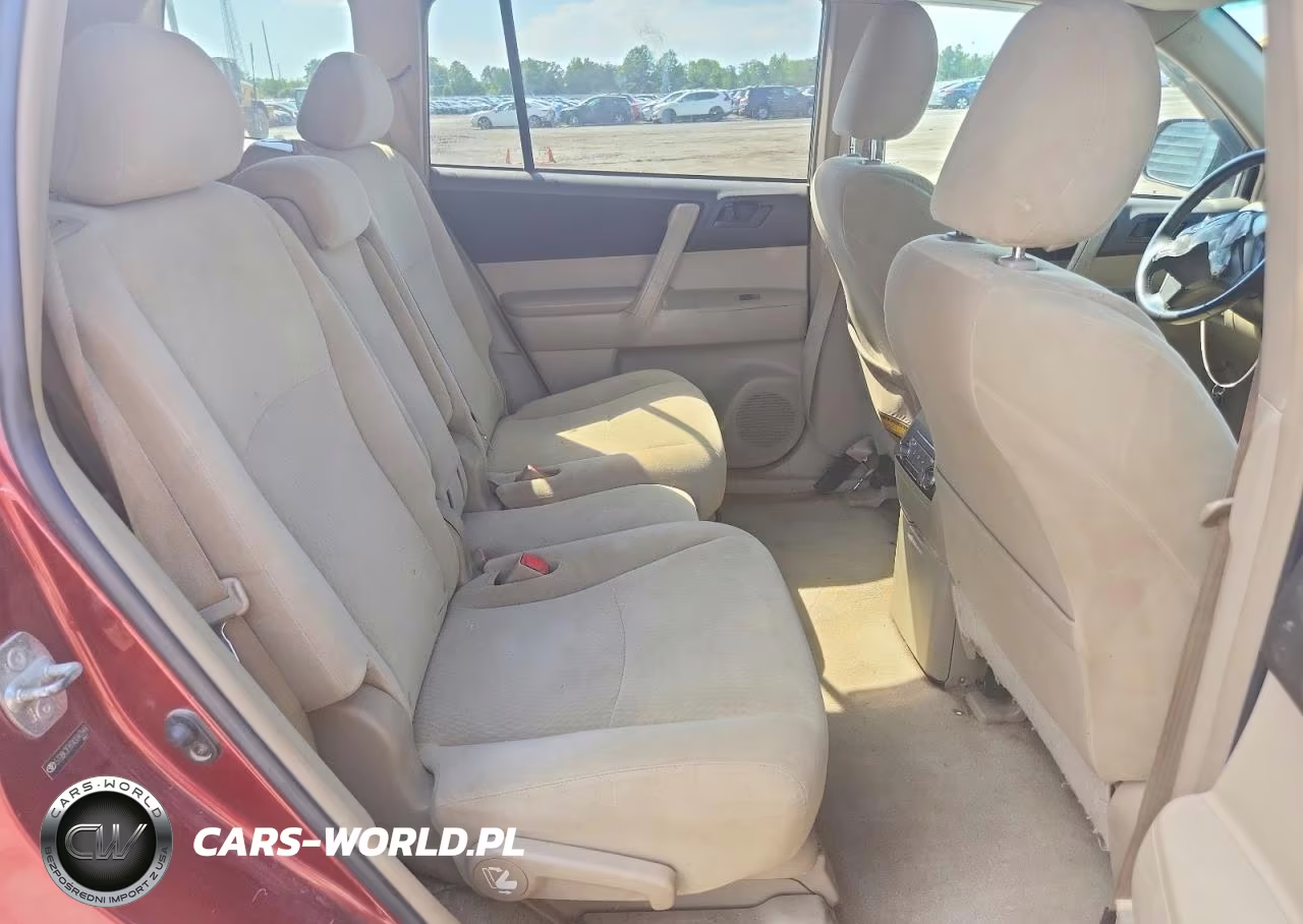 2010 Toyota Highlander Base VIN:5TDBK3EH7AS040948 - 11