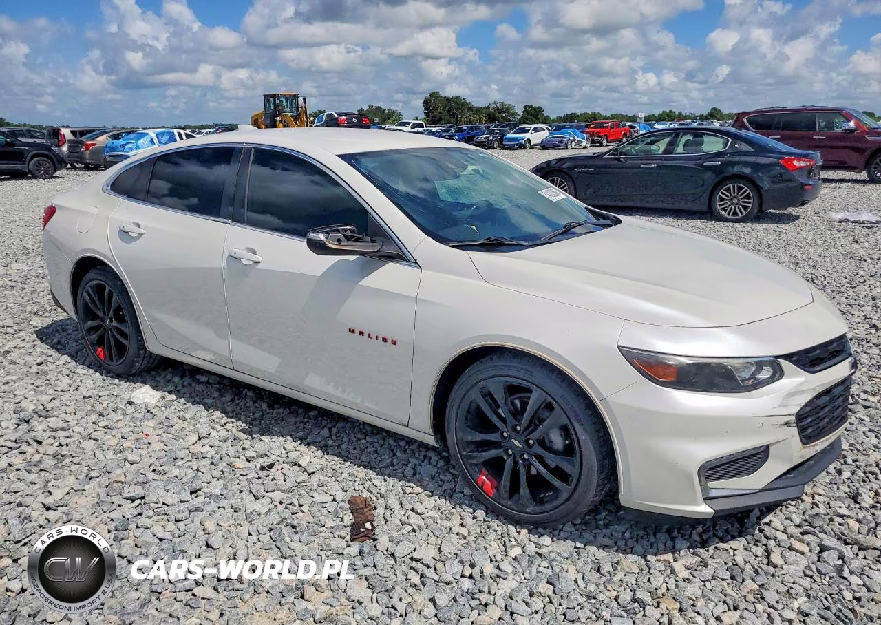 2018 Chevrolet Malibu Lt VIN:1G1ZD5ST6JF143865 - 4