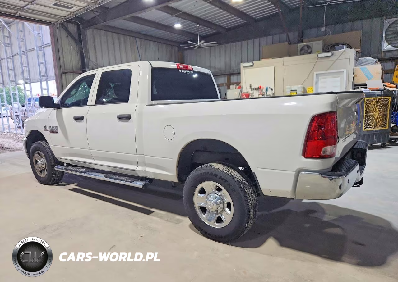 2018 Ram 2500 St VIN:3C6UR5CL6JG367774 - 2