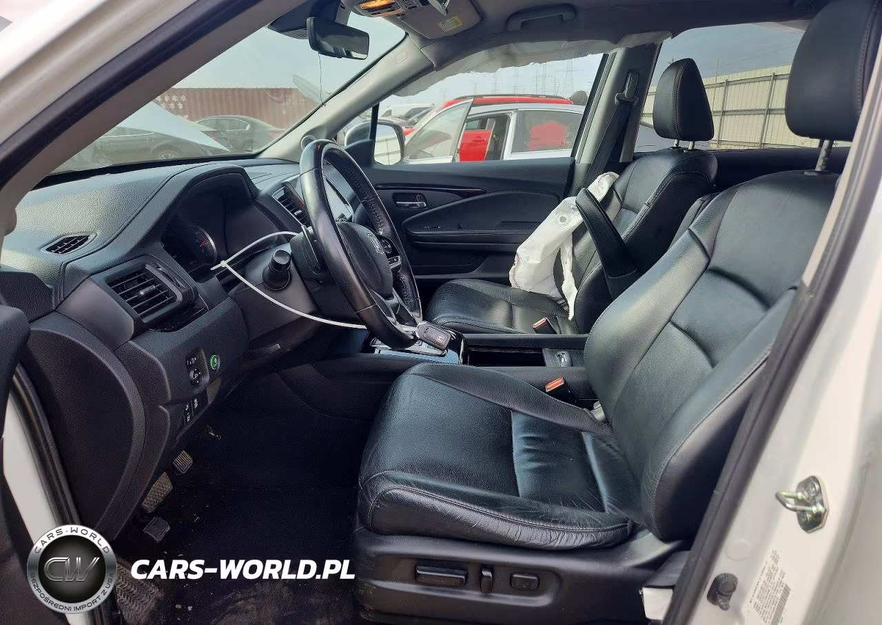 2020 Honda Pilot Touring VIN:5FNYF6H92LB048743 - 7
