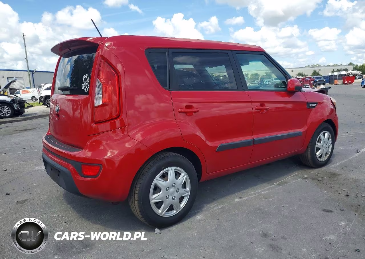 2013 Kia Soul Base VIN:KNDJT2A5XD7610938 - 3