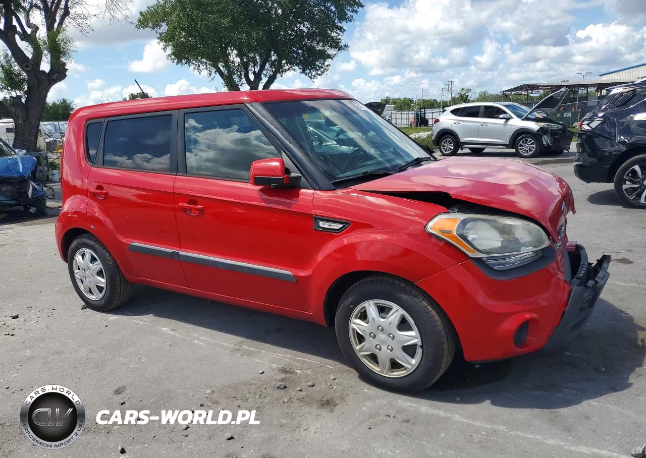 2013 Kia Soul Base VIN:KNDJT2A5XD7610938 - 4