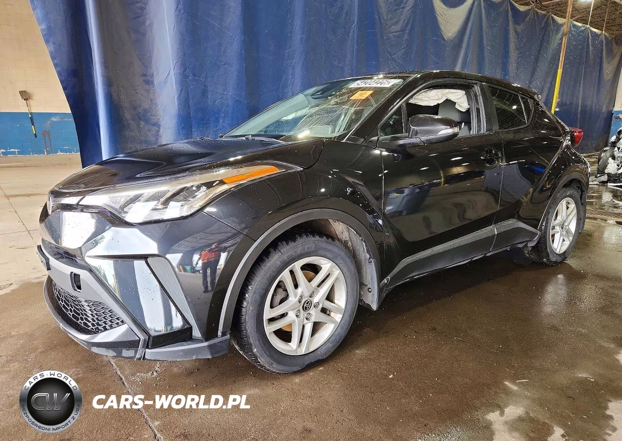 2021 Toyota C-Hr Le – zdjęcie 1 z 12