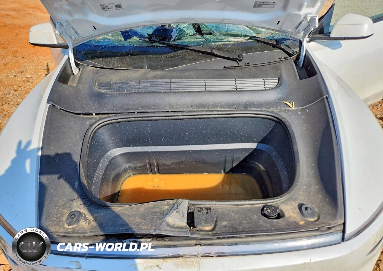 2026 Tesla Model Y VIN:7SAYGDED1TA431518 - 12