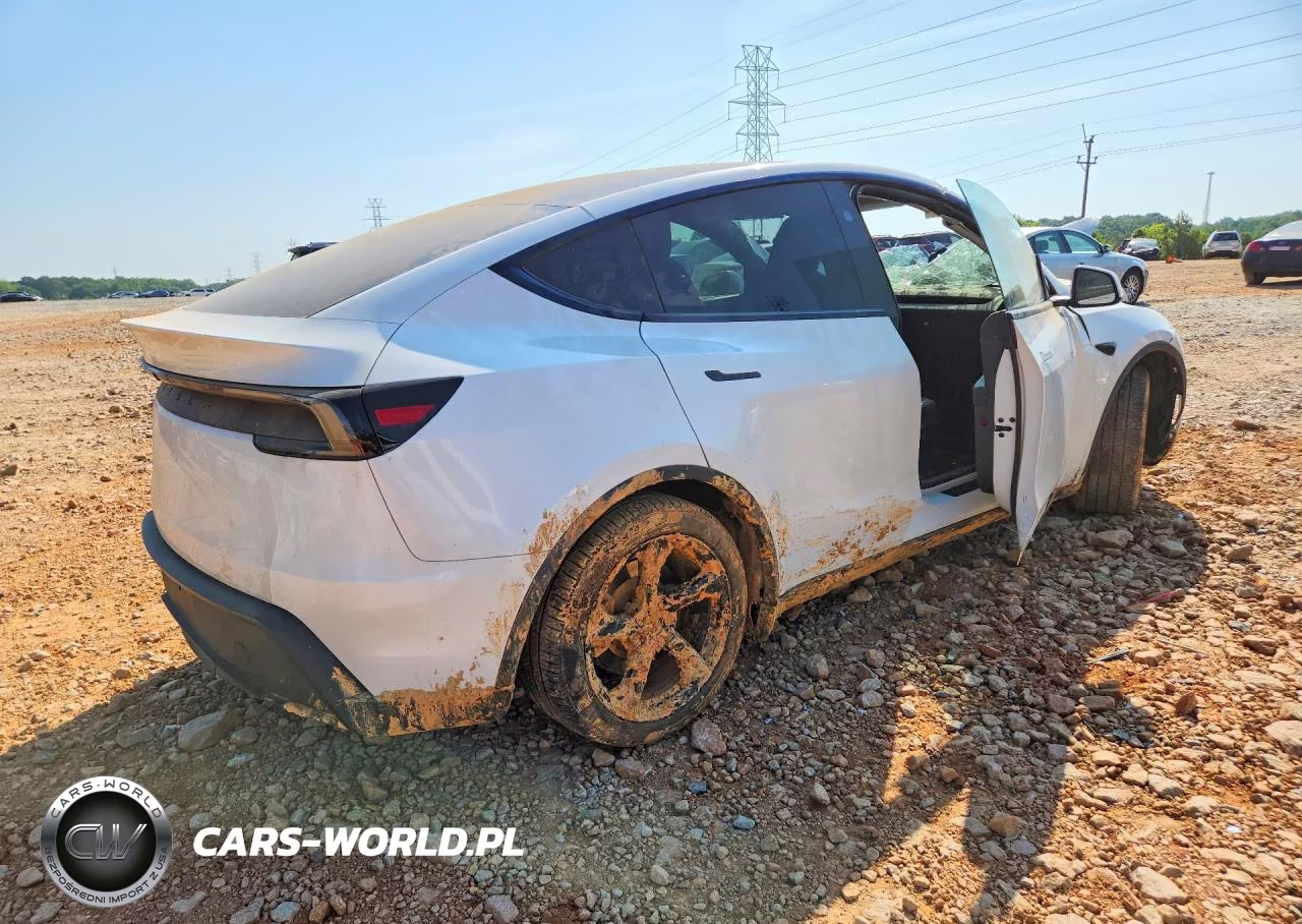 2026 Tesla Model Y VIN:7SAYGDED1TA431518 - 3