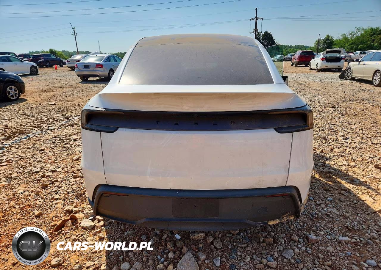 2026 Tesla Model Y VIN:7SAYGDED1TA431518 - 6